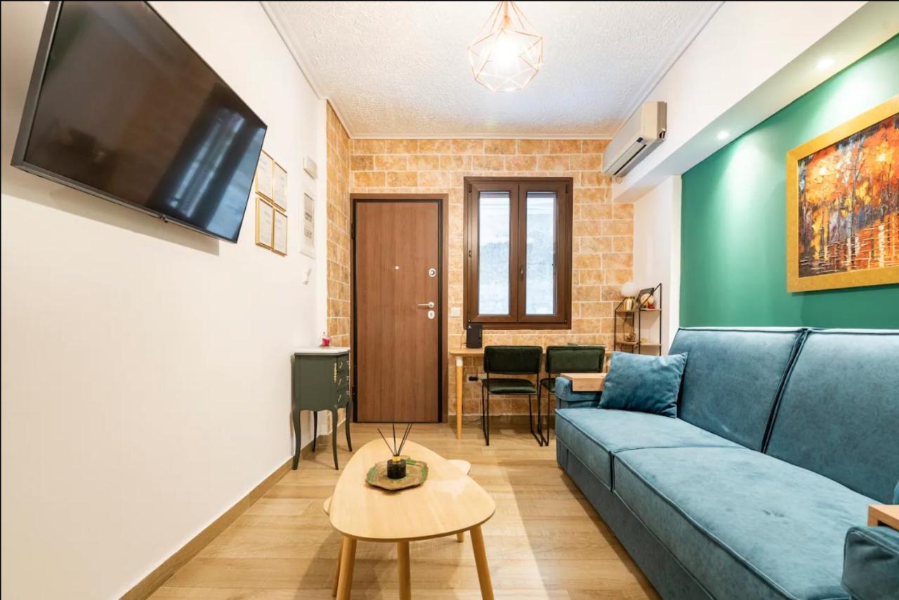 Cute Tiny Apartment In The Heart Of Flisvos Athene Buitenkant foto